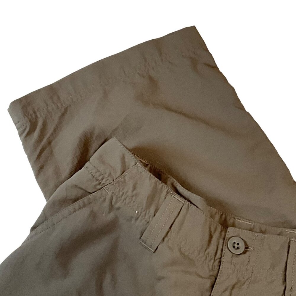 North Face Taupe/Light Olive Bermuda Shorts Women's 4 100% Nylon Light Weight